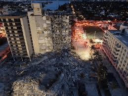  Suben a tres los muertos y 99 desaparecidos por derrumbe de edificio en Miami