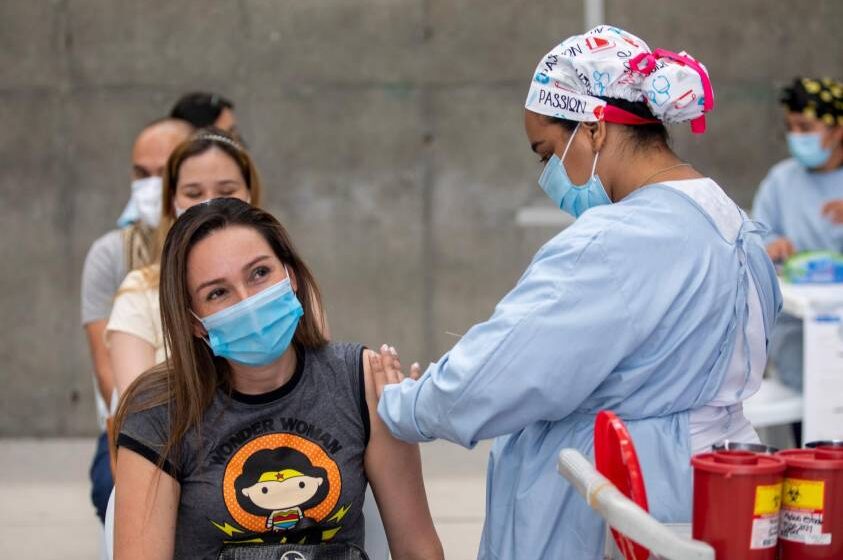  En Villavicencio piden vacunar a los jóvenes de los 18 a los 25 años de edad