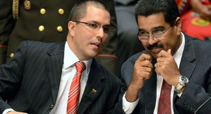  Maduro reforma su Gobierno y sustituye a Jorge Areaza como canciller