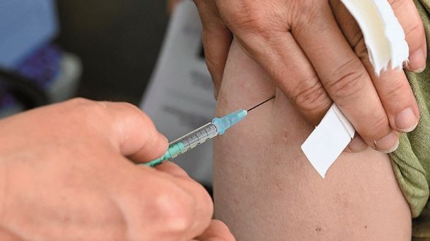  La tercera dosis de la vacuna contra la covid-19 se abre paso en Europa