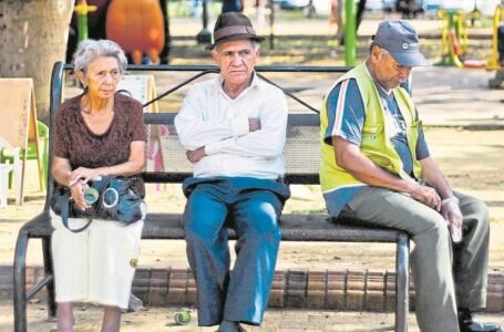 En Colombia aumenta considerablemente la población de los mayores de 65 años