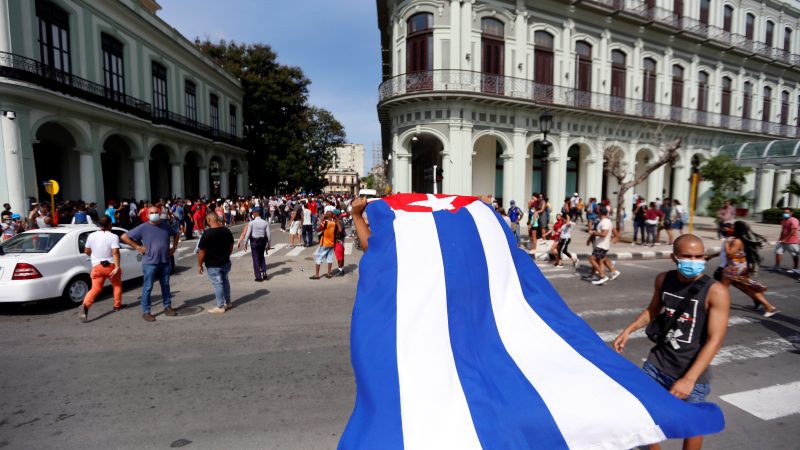 El Parlamento Europeo pide sancionar a Cuba por la represión de las protestas