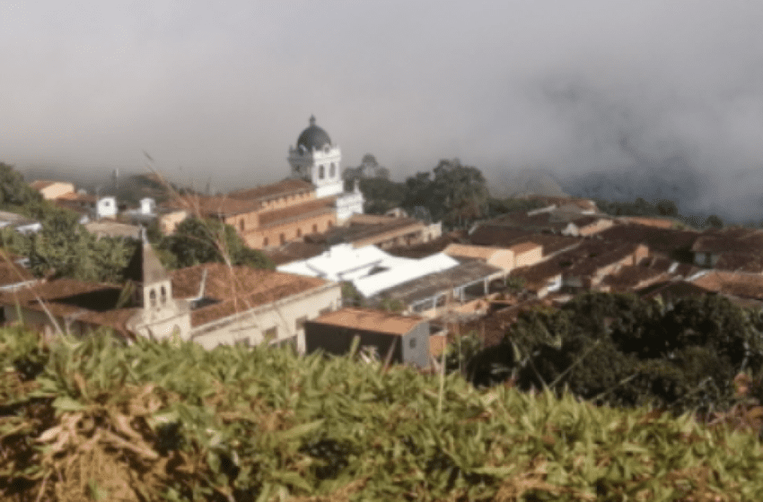  Asesinan a una pareja y su hija en una finca en Antioquia. Se completan 88 masacres