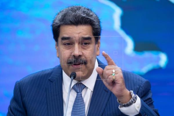  VENEZUELA ELECCIONES – Maduro llama a los candidatos a respetar los resultados electorales del domingo