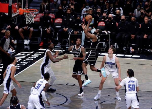 115-113. Harden y Mills suplen ausencia de Durant y ganan los Nets