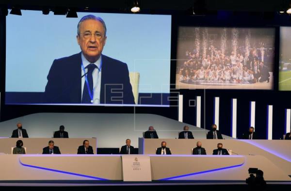 Florentino Pérez: "Hay que recordar a UEFA quién es el Real Madrid"