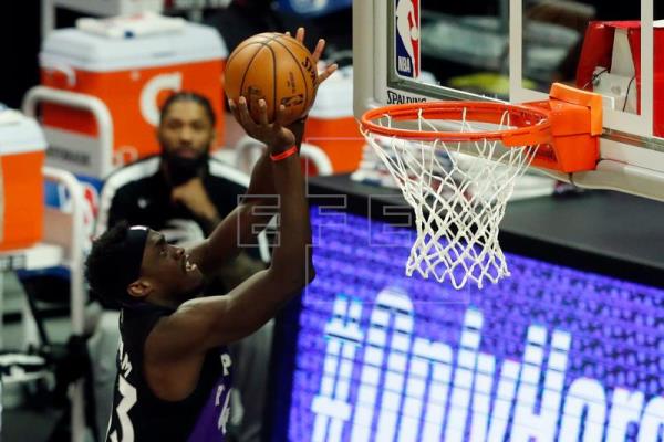  BALONCESTO NBA: KINGS – RAPTORS – 89-108. Siakam recupera inspiración encestadora y Raptors arrollan a Kings