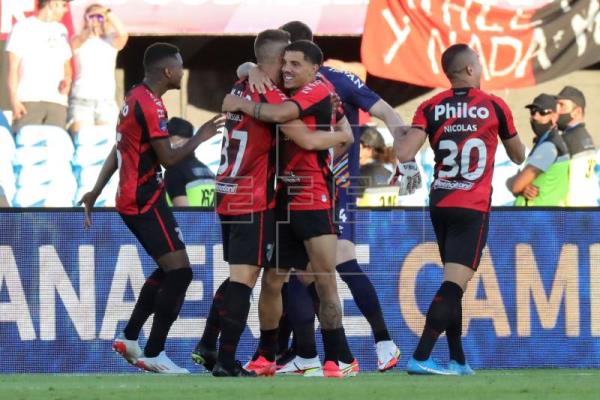  FÚTBOL SUDAMERICANA – Athletico Paranaense le da a Brasil su quinto título en la Sudamericana