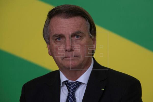  BRASIL AMAZONÍA – Bolsonaro insiste en que noticias sobre destrucción de la Amazonía son falsas