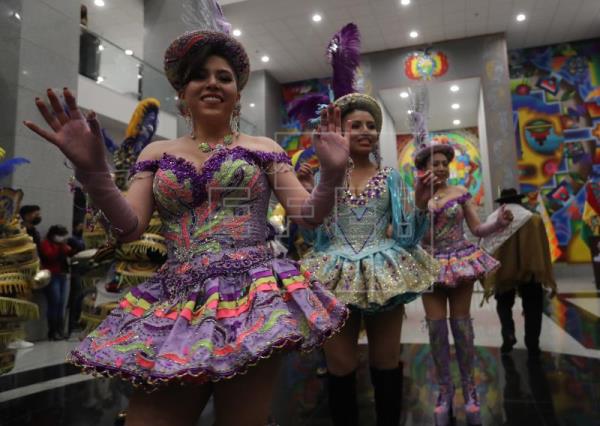 Entre bailes y música, Bolivia promociona el Carnaval de Oruro 2022