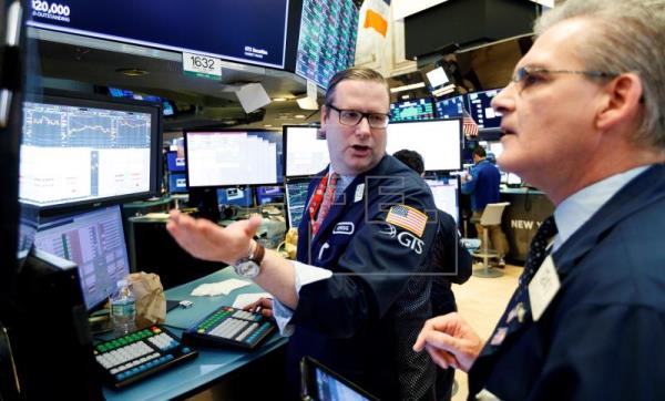  WALL STREET – Wall Street abre verde y el Dow Jones sube 0,42 % tras la nominación de Powell