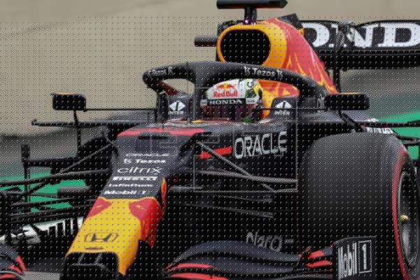 Hamilton, descalificado, sale último en la prueba sprint y Verstappen primero