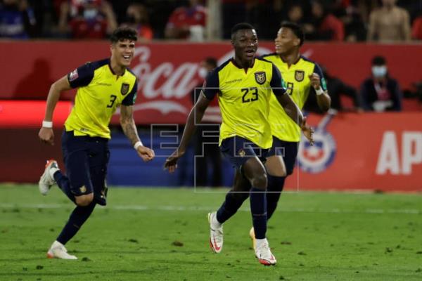 0-2. Con goles de Estupiñán y Caicedo, Ecuador le propina un duro golpe a Chile