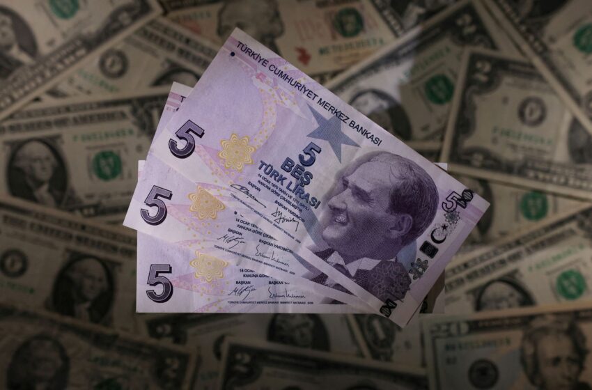  La lira turca sube casi un 20 % al abrir los mercados