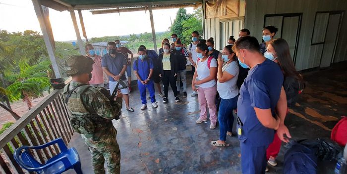  El ejército rescató a 17 personas de misión médica secuestradas por las FARC