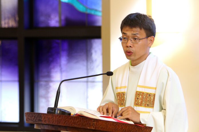 China prohibirá a extranjeros ofrecer servicios religiosos en línea