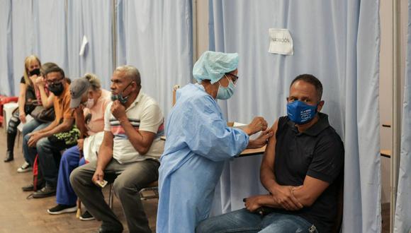 Venezuela rompe récord diario de casos de covid-19 con 2.090 nuevos contagios
