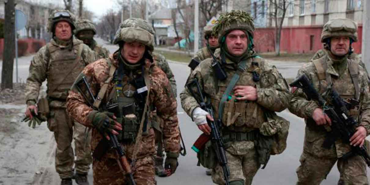  Mercenarios rusos operan en Kiev para asesinar a Zelenski, según diario.
