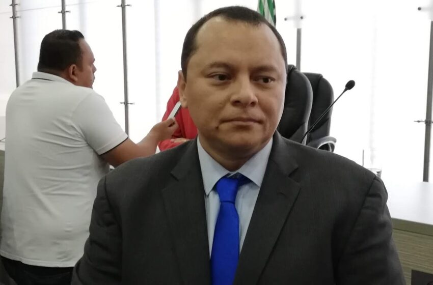  Carlos Alberto López nuevo Contralor de Villavicencio.
