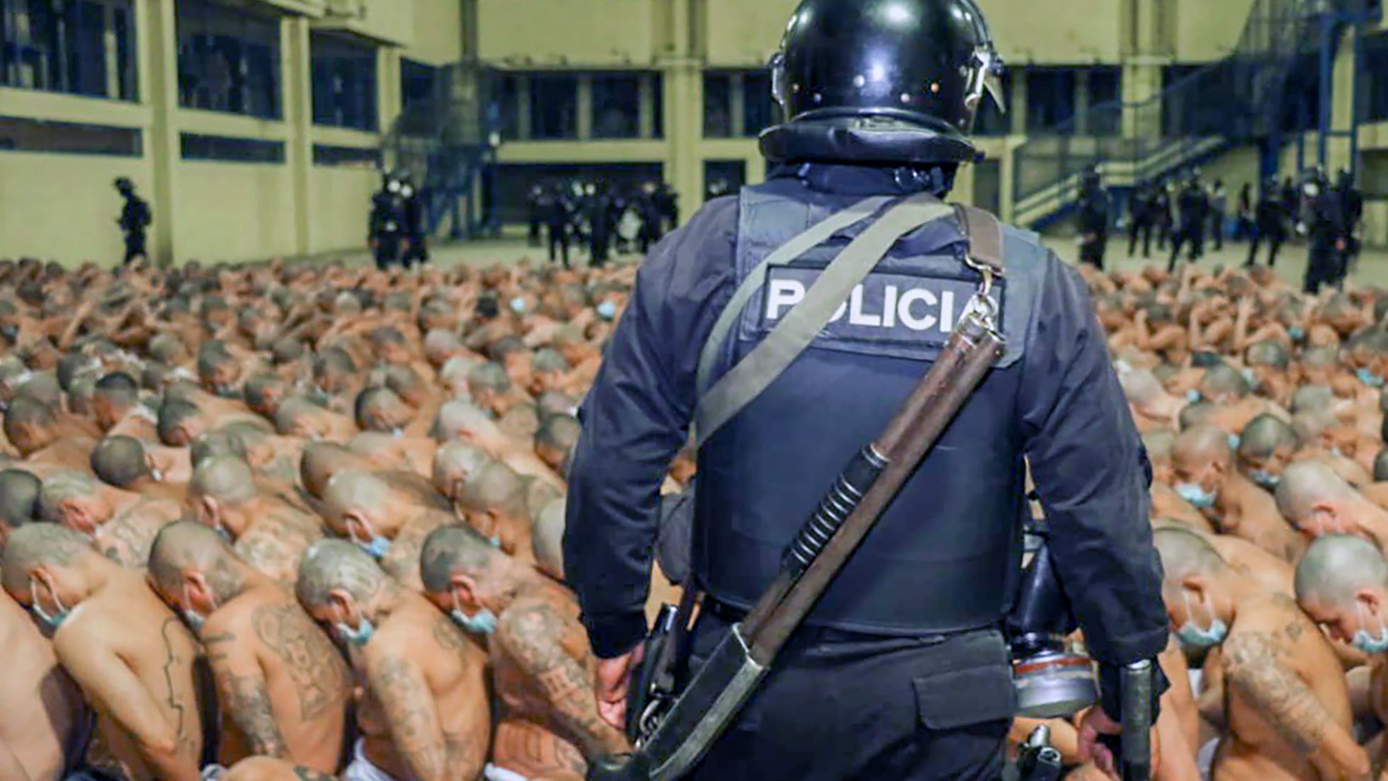  A policías de El Salvador el Presidente los obliga a cumplir cuotas para detener a pandilleros