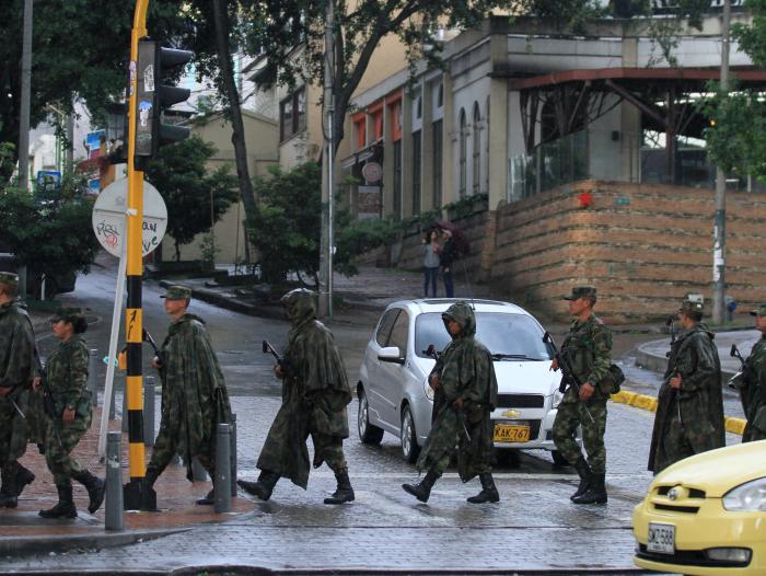  Ejército y policía patrullan las calles en Granada