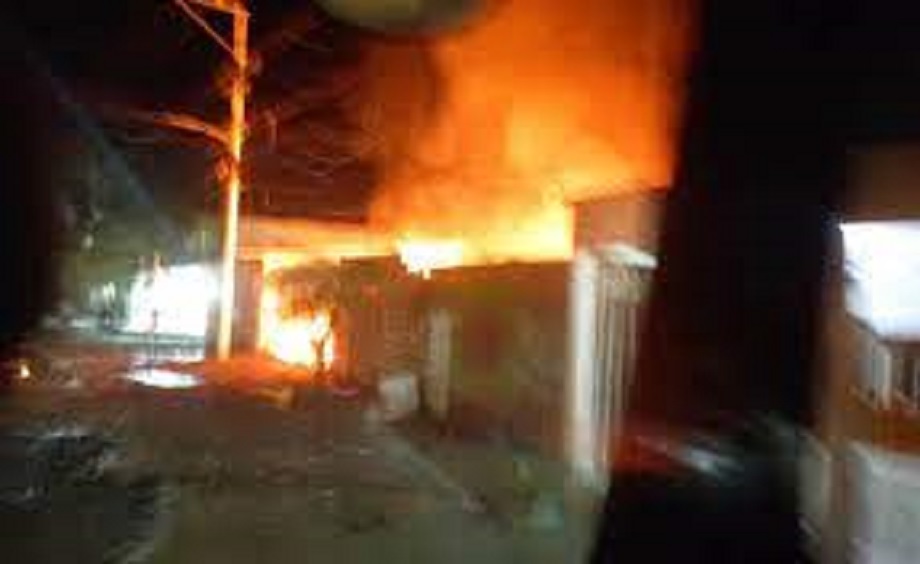  Investigan si incendio en vivienda de lideresa comunal fue provocado