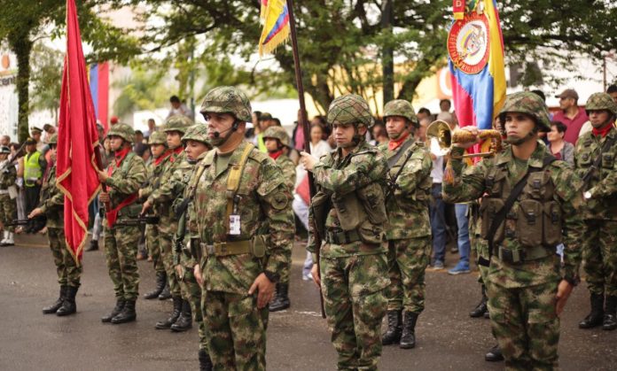  Instituciones militares exhibieron sus capacidades operativas durante el desfile del 20 en Villavicencio