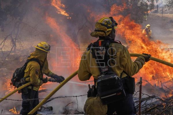  EEUU INCENDIOS – El segundo incendio cerca de Yosemite ha arrasado ya unas 4.800 hectáreas