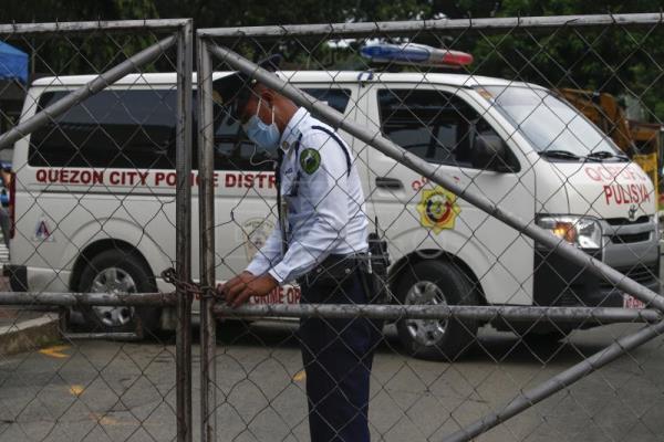 Ascienden a tres los muertos en un tiroteo en una universidad de Filipinas