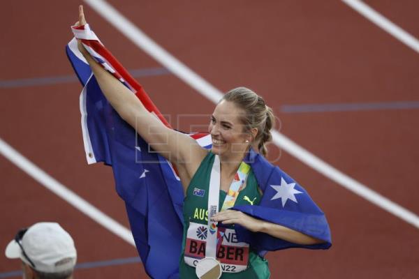  ATLETISMO MUNDIALES – La australiana Kelsey-Lee Barber revalida su oro en lanzamiento de jabalina