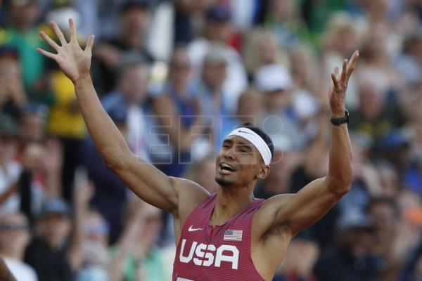  ATLETISMO MUNDIALES – Michael Norman confirma su potencial y gana el oro en los 400 metros