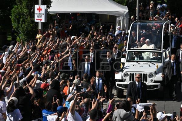 Indígenas canadienses esperaban algo más de la petición de perdón del papa