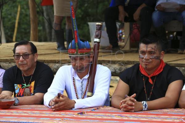 Fiesta indígena en Sarayaku (Ecuador) por los 10 años de la victoria en la CorteIDH