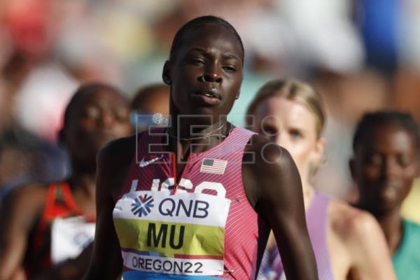  ATLETISMO MUNDIALES – Athing Mu se corona en los 800 metros por delante de Hodgkinson