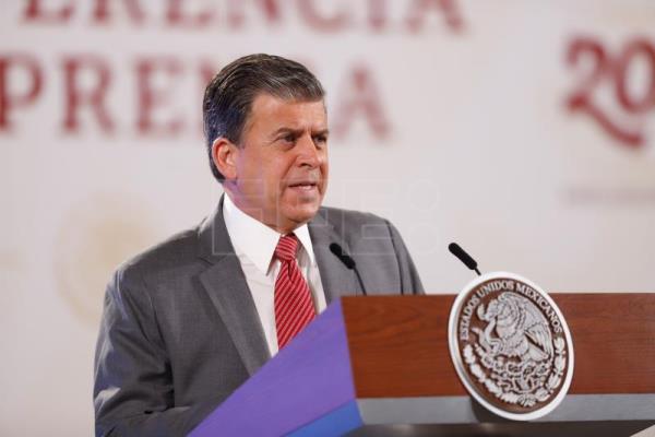 Gobierno de México exhibe lista de funcionarios que ganan más que presidente