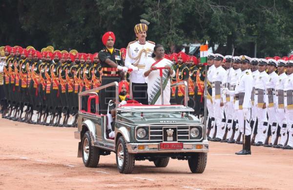  INDIA PRESIDENTA – La India se sumerge en el debate sobre cómo llamar a una mujer presidenta