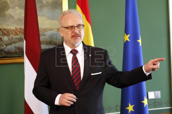  LETONIA PARTIDOS – Veteranos y nuevos partidos radicales se disputarán los comicios en Letonia