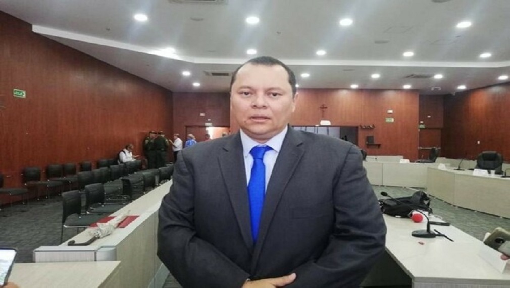  Carlos López regresa al cargo porque que el Consejo de Estado revocó la medida proferida por el Tribunal