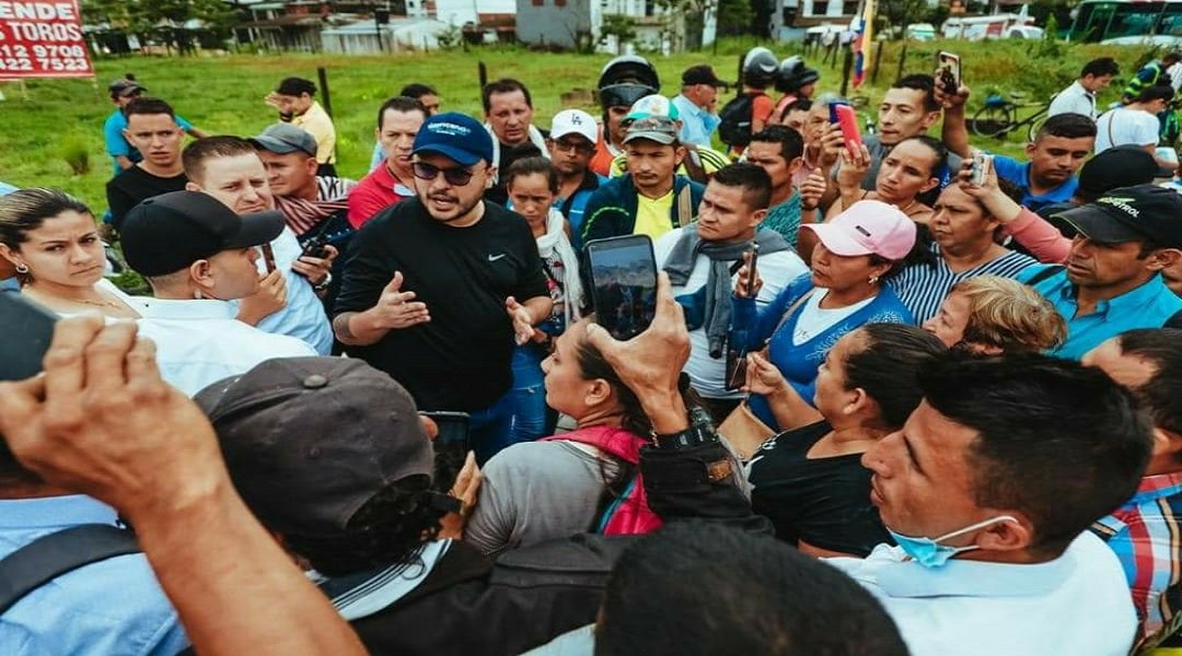  Con el bloqueo de vías ciudadanos protestaron en Villavicencio