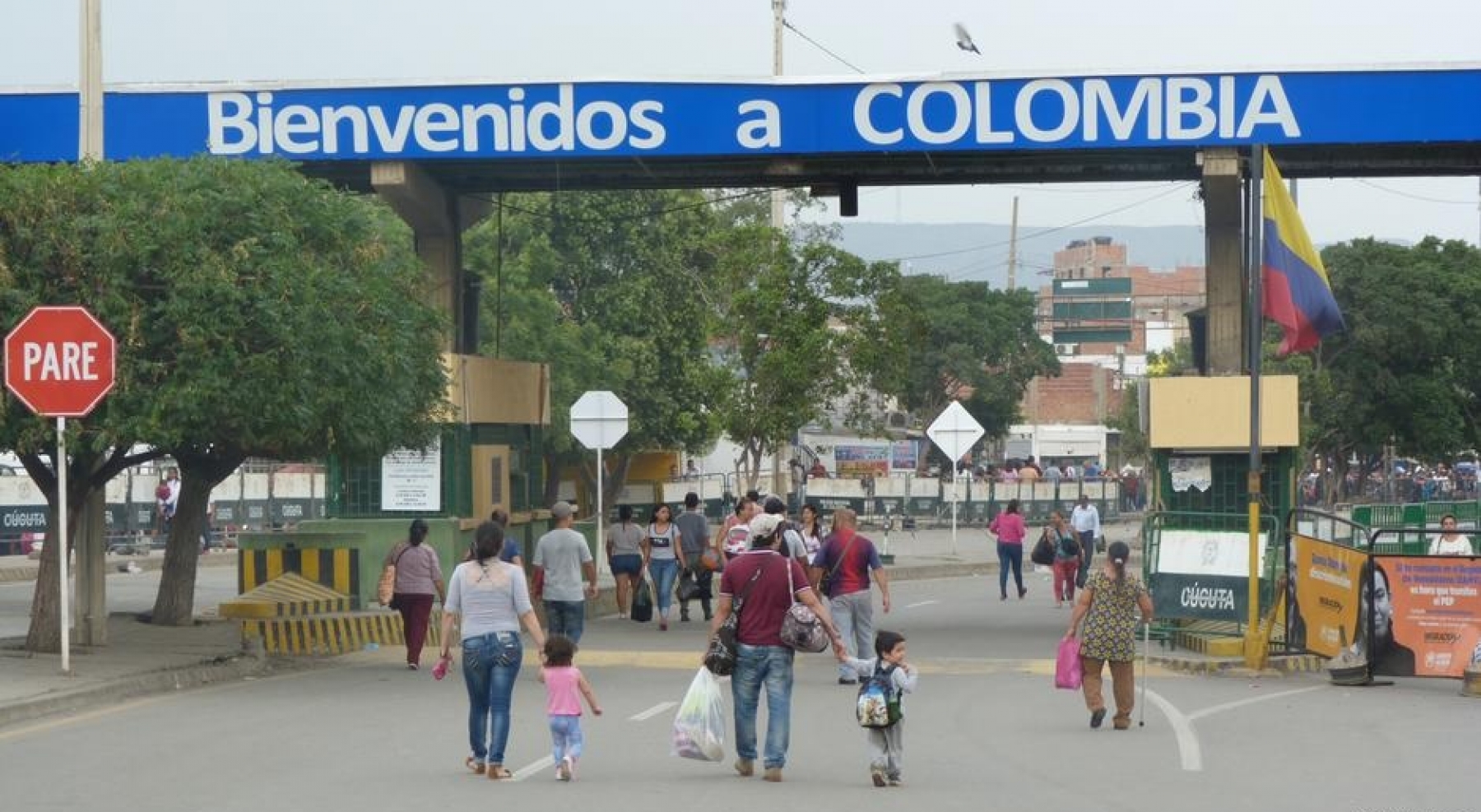  Comisión de la cancillería adelanta visita para evaluar situación de paso fronterizo en Arauca