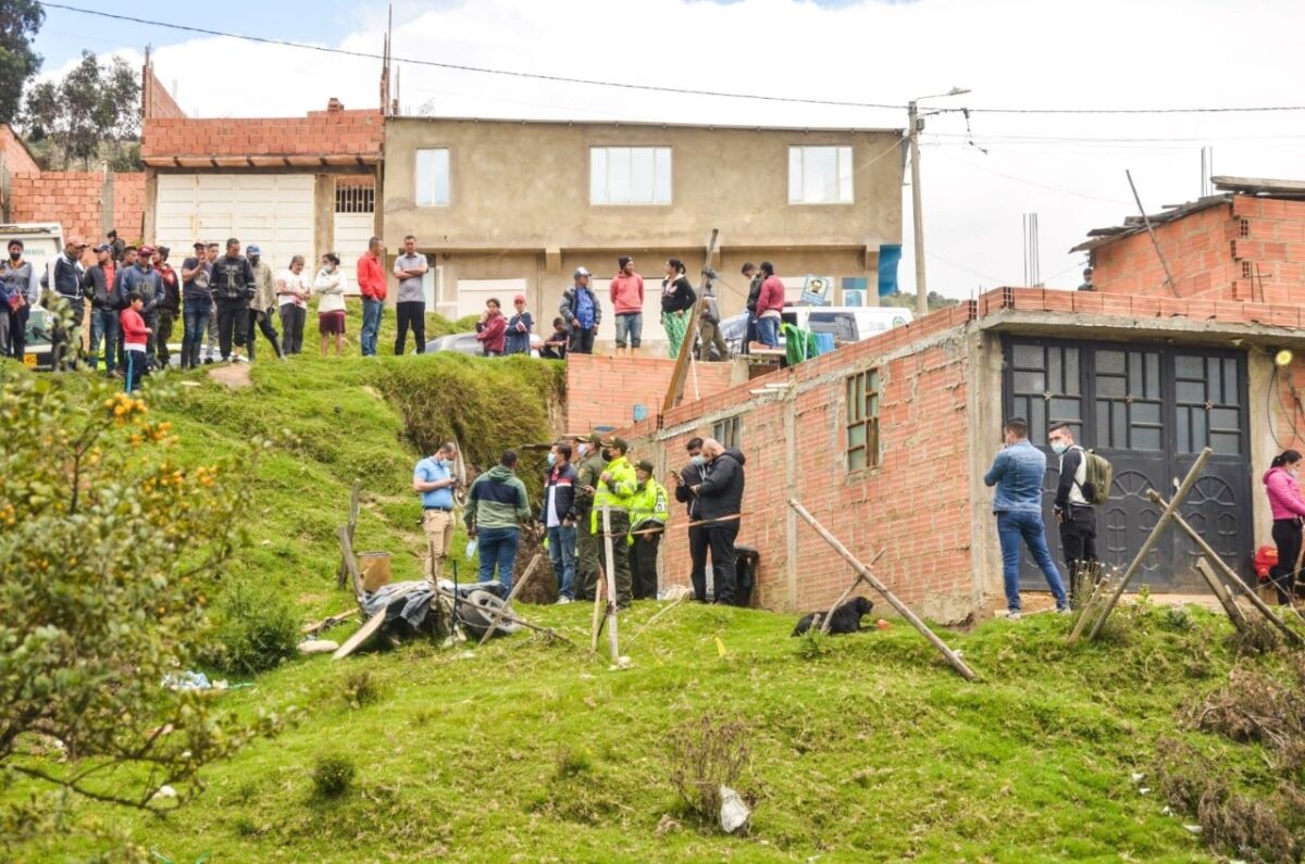  Funcionarios de Policía judicial practicaron el levantamiento de dos hombres baleados en zona rural de Puerto López