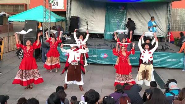  BOLIVIA CULTURA – La Paz conmemora el Día Mundial del Folclore con danza, música y vestimentas