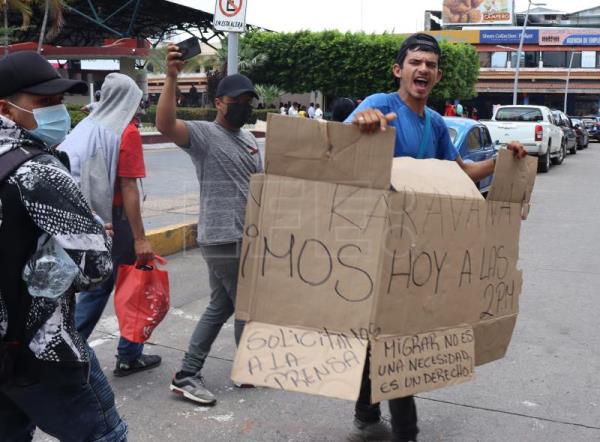 Nueva caravana migrante intentará salir de Tapachula (México) hacia  EE.UU.