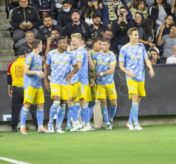  FÚTBOL ESTADOS UNIDOS – El argentino Julián Carranza firma un triplete ante el DC United de Rooney