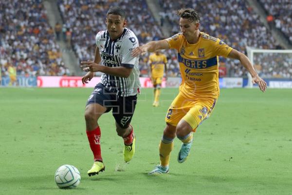 Monterrey empata con Tigres en el derbi regio y es el nuevo líder en México