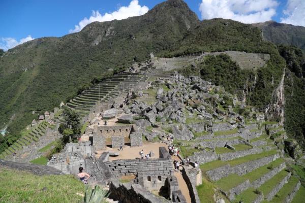  PERÚ MACHU PICCHU – Perú advierte que el desgaste del Machu Picchu debe preocupar a la humanidad