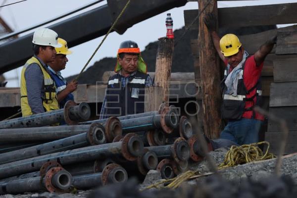  MÉXICO MINERIA – Autoridades intensifican búsqueda de mineros atrapados por derrumbe en México