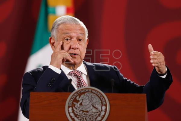  MÉXICO ENERGÍA – López Obrador garantiza precios de luz en México pese a «inquietud» en Asia