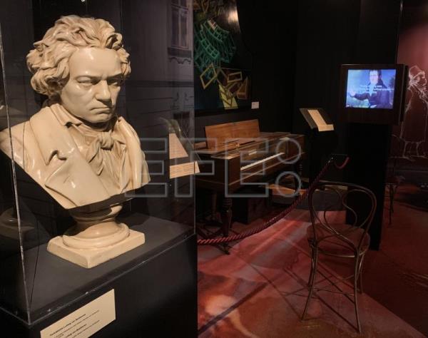  MÚSICA BEETHOVEN – Reconstruyen en Viena la angustia de la sordera de Beethoven