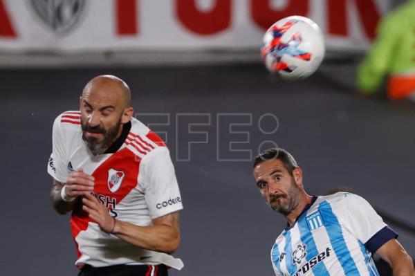  FÚTBOL ARGENTINA – River golea a Newell’s con Pablo Solari como gran figura